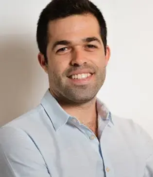 עדי אגסי.webp