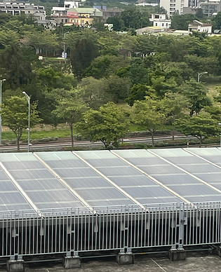 苗栗高鐵站太陽能板3_edited.jpg