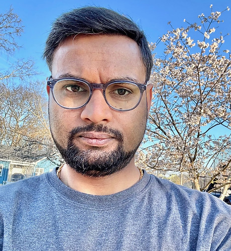 profile_JS.jpeg