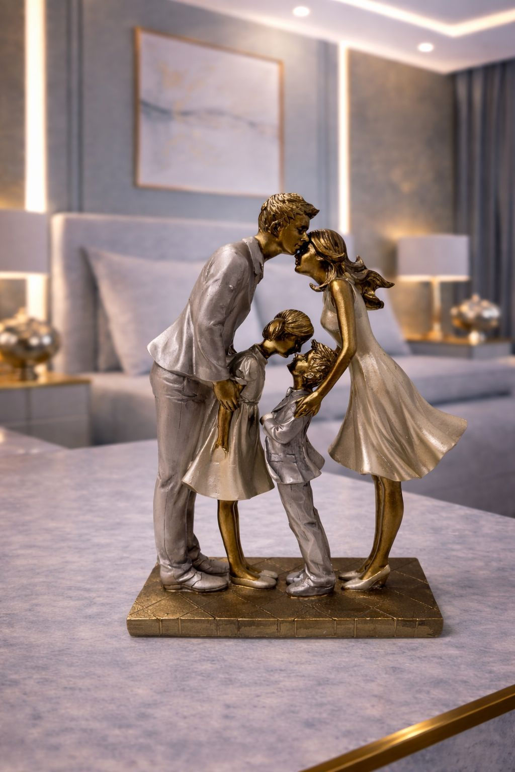 FAMILIA DECORATIVA CASAL COM FILHOS - 1UN