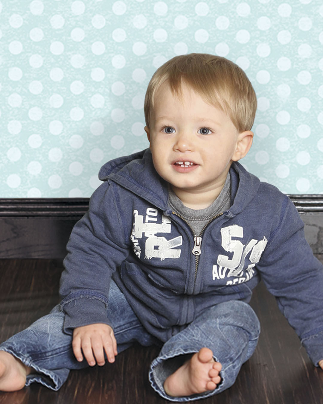 Ella Bella Blue Dots Seamless Photography Backdrop 4ft