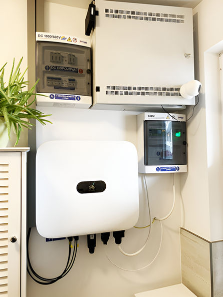 rozvod solárnej energie do elektrickej siete