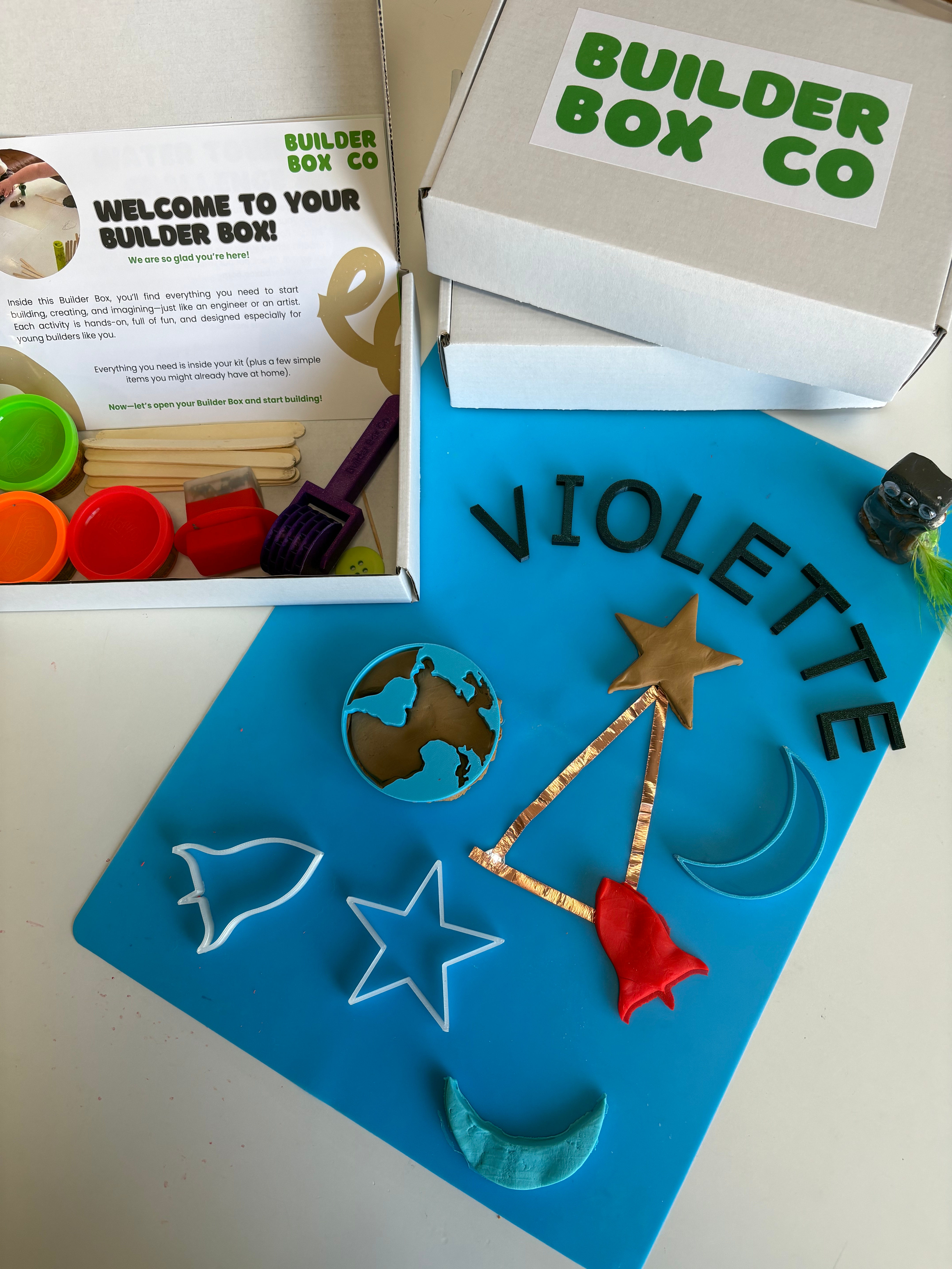 Builder Box: Let's Go To Space!