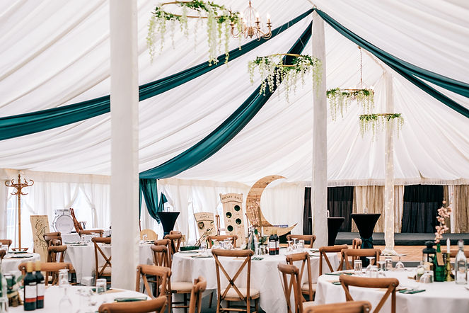Slapton Manor Rural Farm Northamptonshire Wedding Location Barn Marquee Exclusive Venue Da