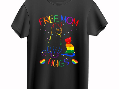 Free Mom Hugs LGBT Cat Gay Pride Rainbow Shirt