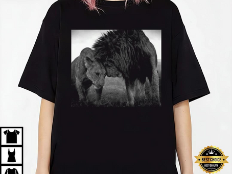 Sarabi & Mufasa Dad Shirt – Retro Father Day Gift