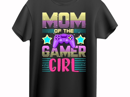 Funny Mom of the Gamer Girl Birthday Video Game Gaming Shirt