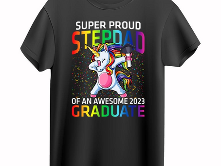Super Proud Stepdad Of An Awesome 2023 Graduate Unicorn T-Shirt