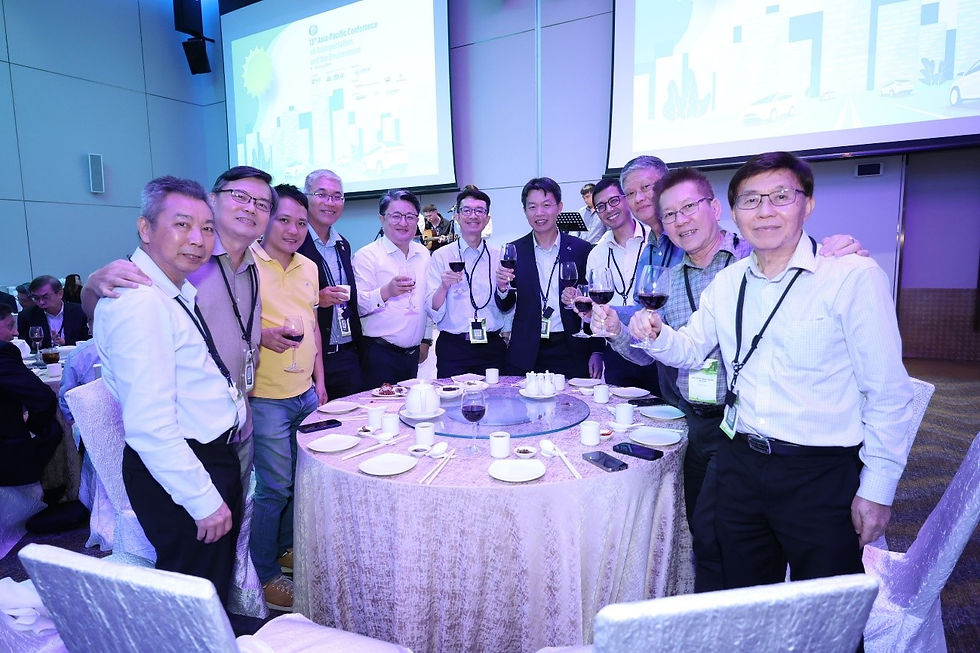 PES and Conference Delegates at the Conference Banquet Dinner