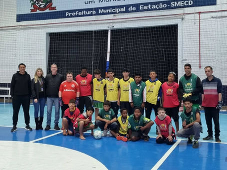 Inclusão e esporte: atletas da APAE se preparam para competição em Vacaria