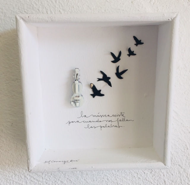 Mini Cajita Música MCM 1076