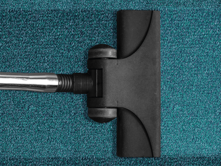 Guide Complet pour Nettoyer Son Tapis : 15 Techniques Pratiques et Efficaces