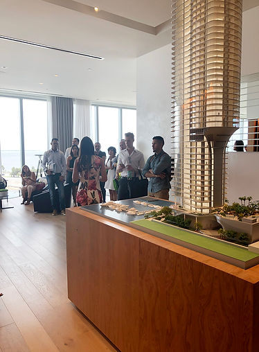 Una Residences Exclusive in-house agent, Arlyz Morales, Presenting