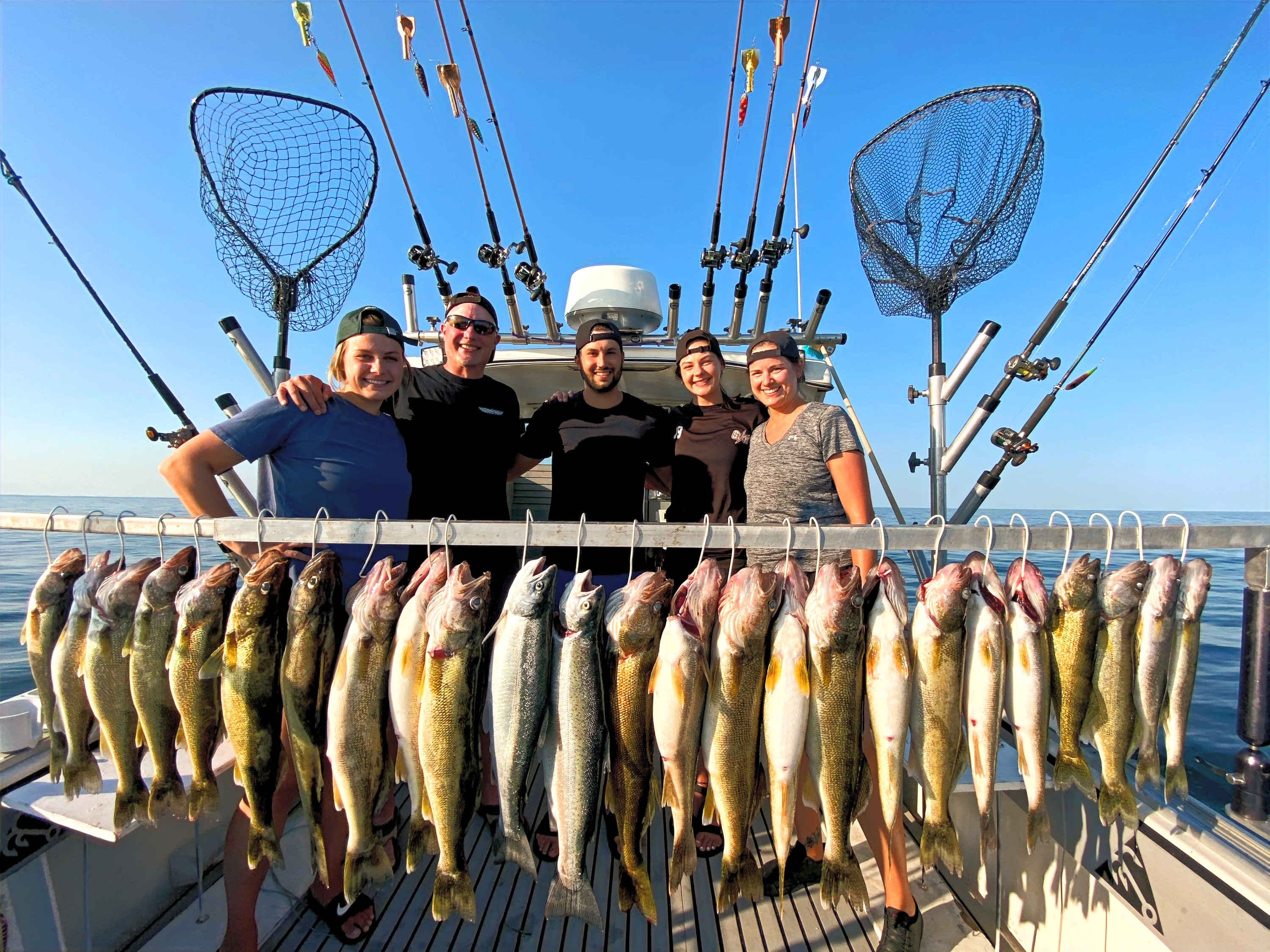 Forfaits de pêche au doré — Apex Angling Charters – Apex Angling Charters