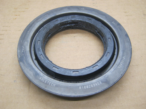 AG331191 Oil Seal | Gator Center