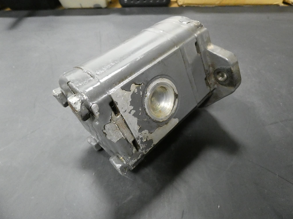 Thumbnail: 579686D1 Hydraulic 9307C Pump Motor