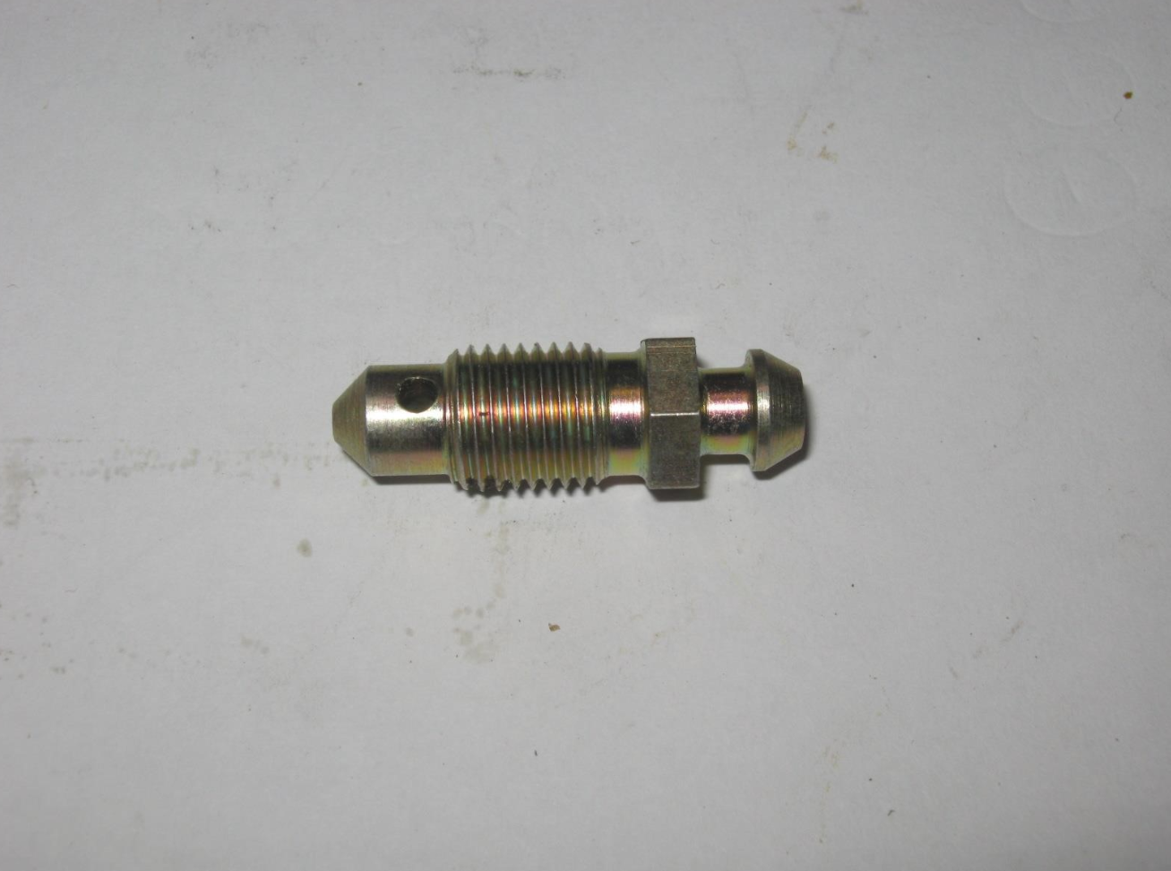AG706469 AGCO Bleed Screw / Differential Case