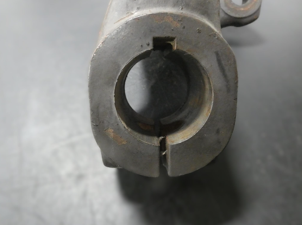 Thumbnail: 3595522M1 Right-Hand Steering Arm / Massey Ferguson AGCO 393