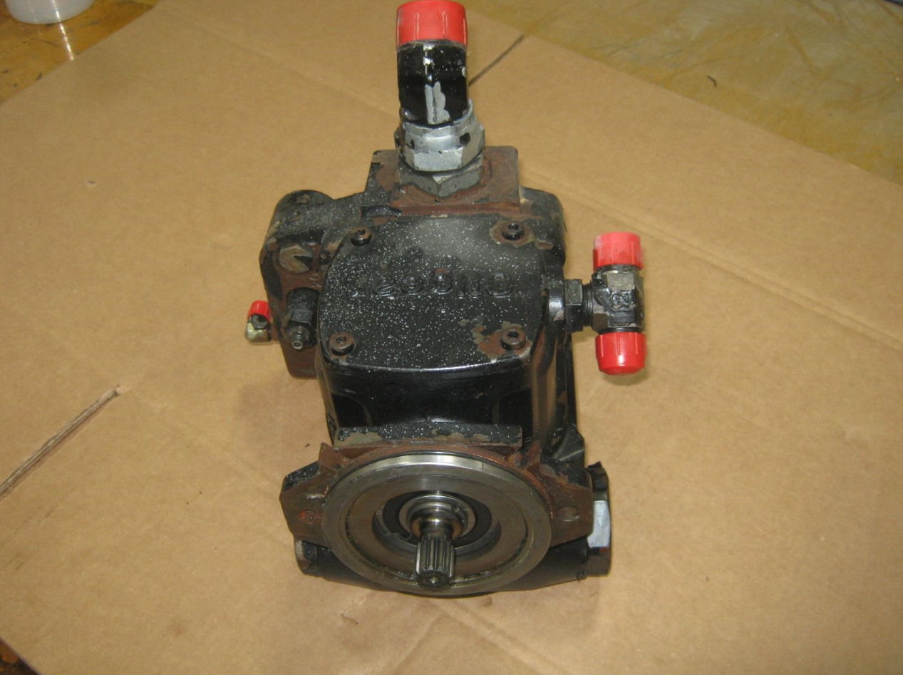 AG128508 AGCO Variable Displacement Pump 2.93