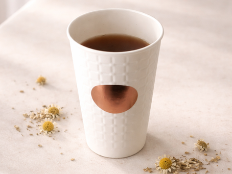 テイクアウト紅茶 おススメアレンジティーは、カモミール&ティー、ミントミルクティー