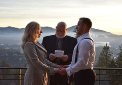 bride and groom winter wedding lake