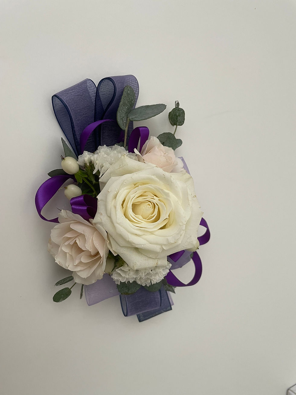 Thumbnail: Fresh Flower Wristlet
