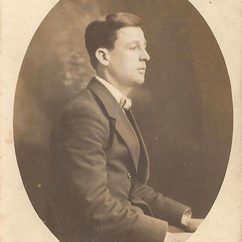 Augusto Clausen joven.jpg