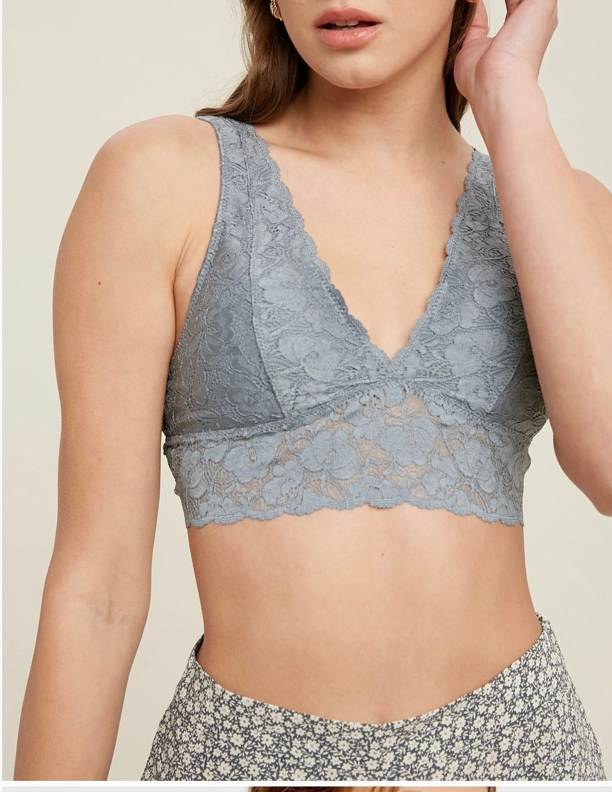 Thumbnail: Scalloped Lace v-Neck Paddd Bralette