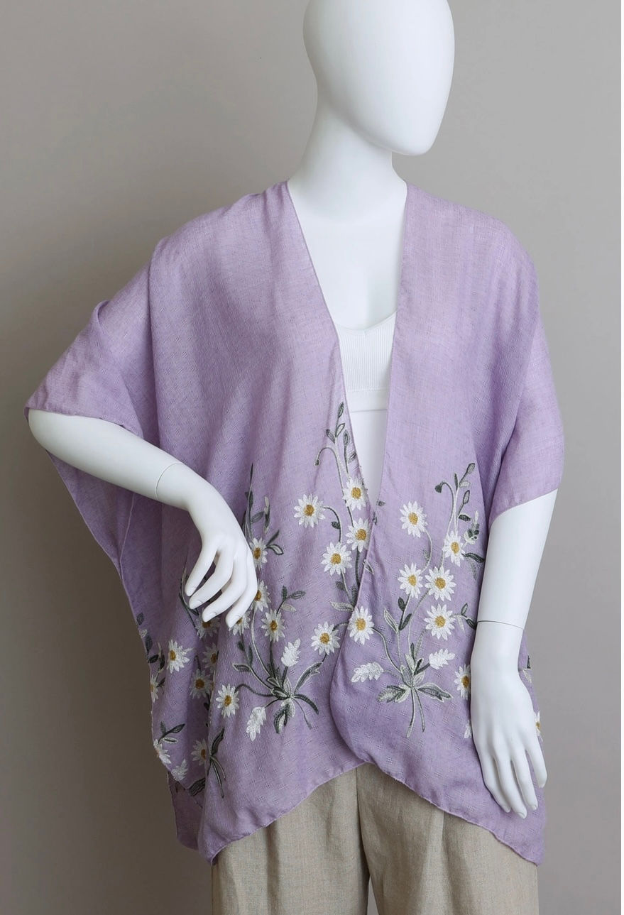 Beautiful Lightweight Spring/Summer Daisy Woven Kimono