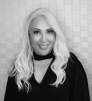 Gina Comminello_ owner_esthetician .jpg