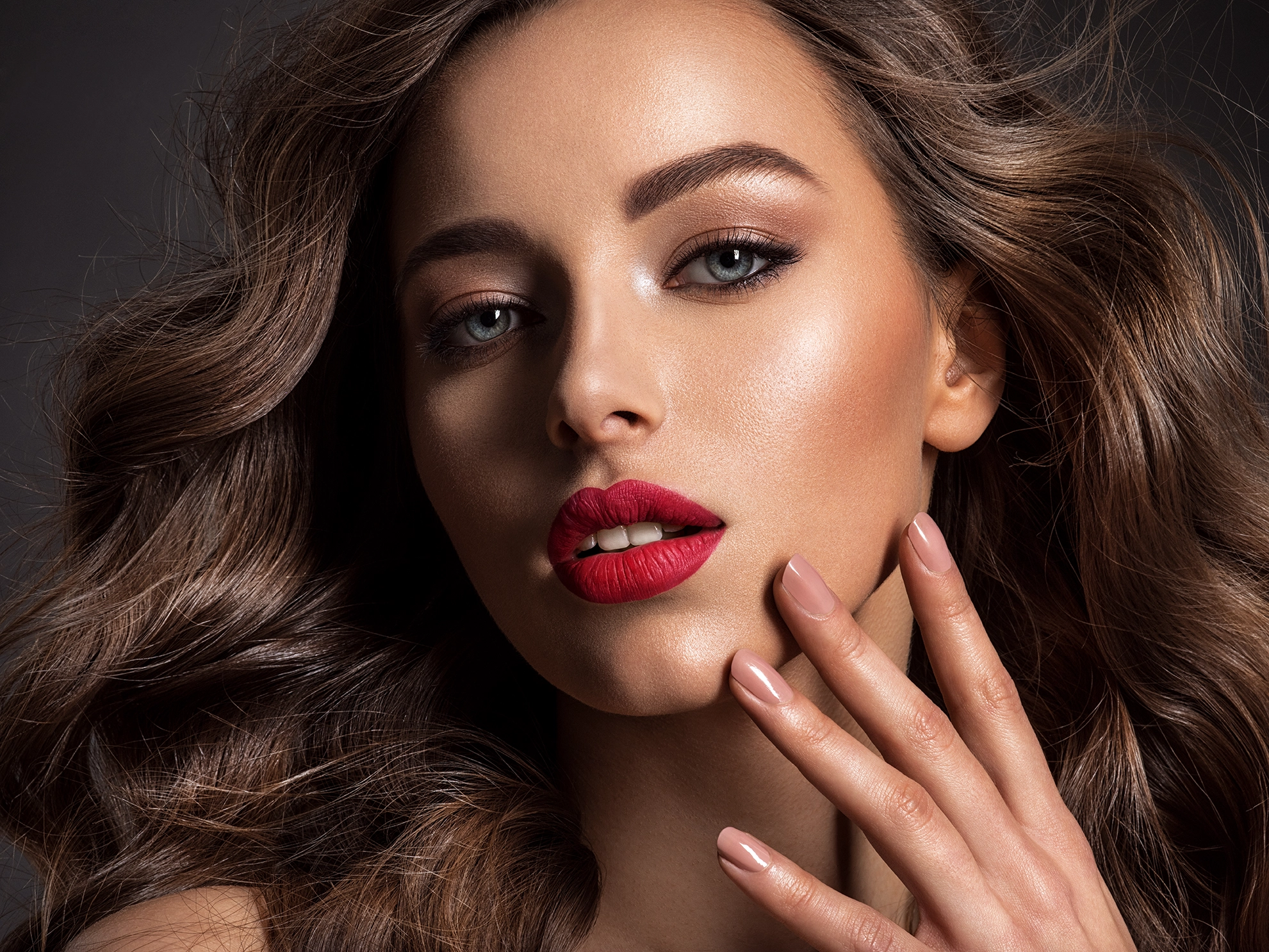 dermal-filler-model-call.webp