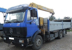 Mesedes 2433 с кму xcmg 5.5т
