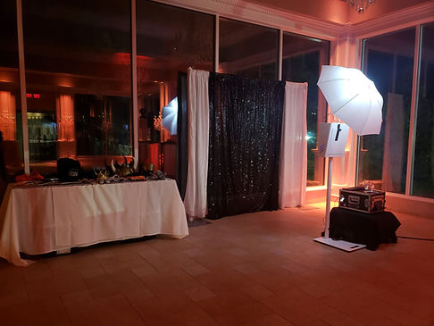 OPEN BOOTH BLACK & WHITE.jpeg