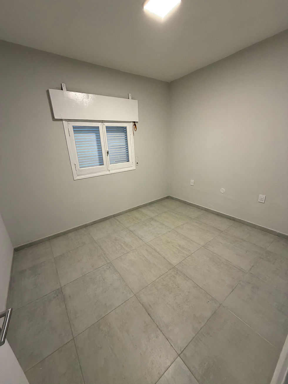 Miniatura: Casa 2 Dormitorios - ALQUILER - Avellaneda 900
