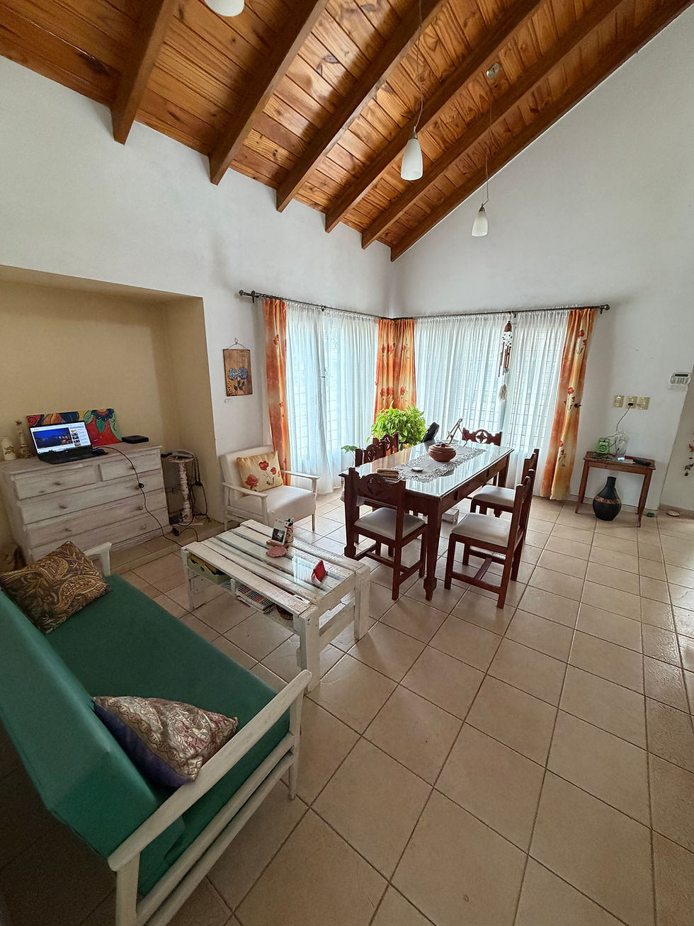 Miniatura: Casa VENTA - 2 Dormitorios - Capdevilla 200