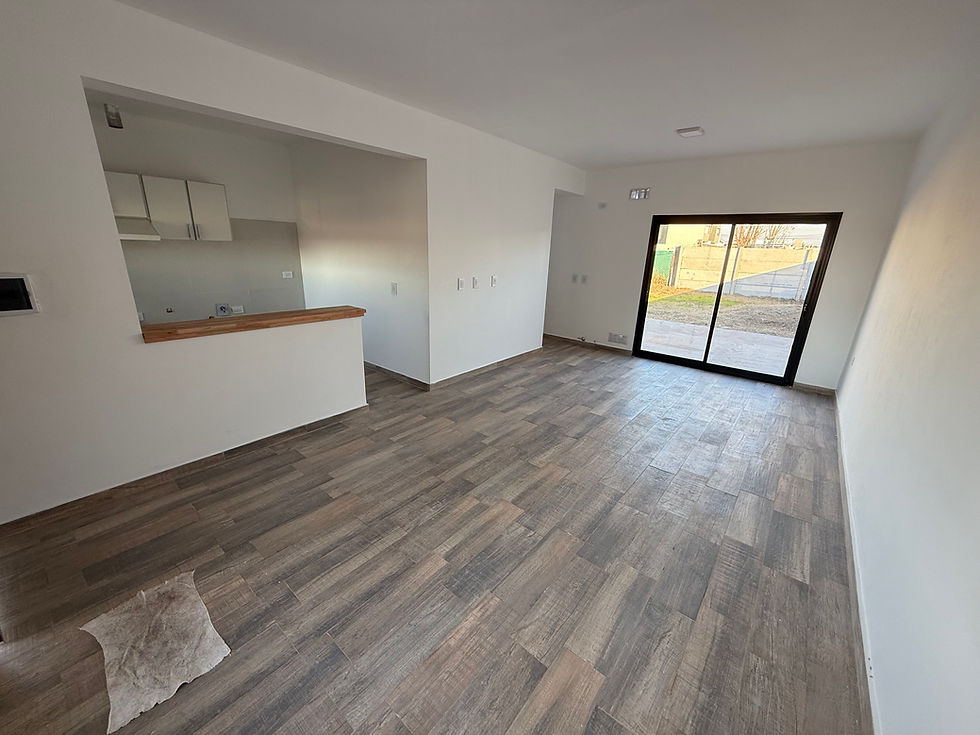 Miniatura: CASA VENTA 2 Dormitorios - "A ESTRENAR" - Barrio Maria Dellarossa