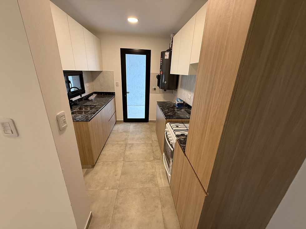Miniatura: Casa 2 Dormitorios - VENTA - Barrio "Maria Dellarossa"
