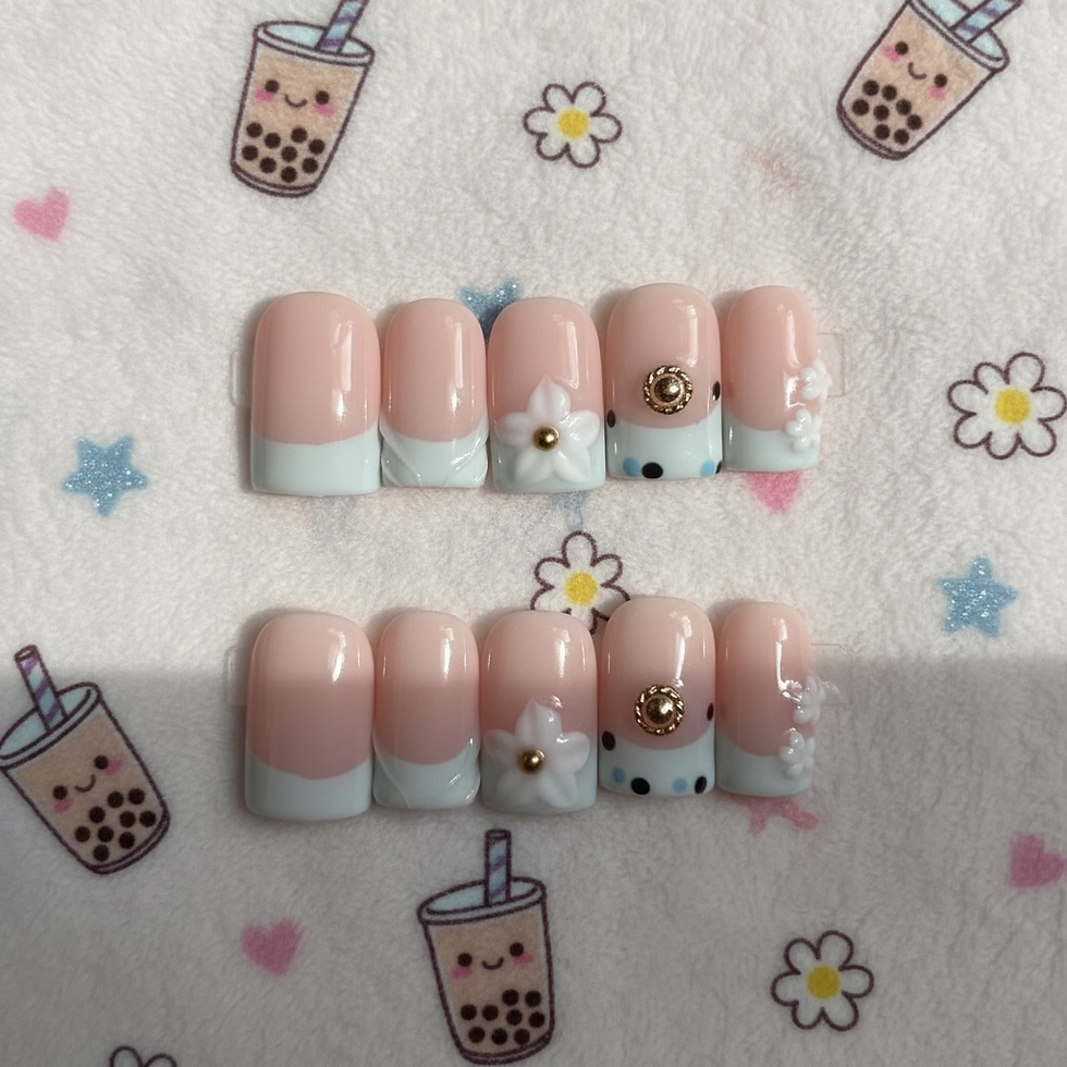 Blush and Bloom pink and white floral cafe press-on nails