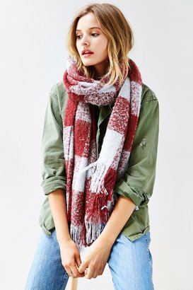 Femme Plaid Scarf