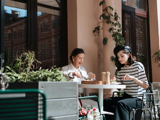 Summer Office Outfits Stylish Women Swear By