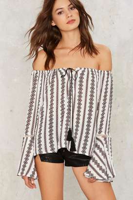 Factory Bare Clause Off-the-Shoulder Top