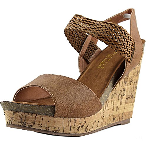 Volatile Women's Sorella Camel Sandal 7 M