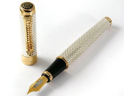 Jinhao New Pretty Golden Dragon Red Crystal Eyes Fountain Pen Smooth Writing with Push in Style Ink Converter
