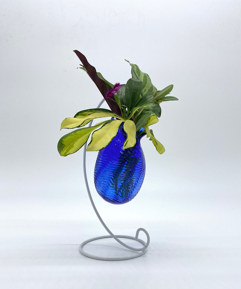 Thumbnail: Hanging Ripple Vase