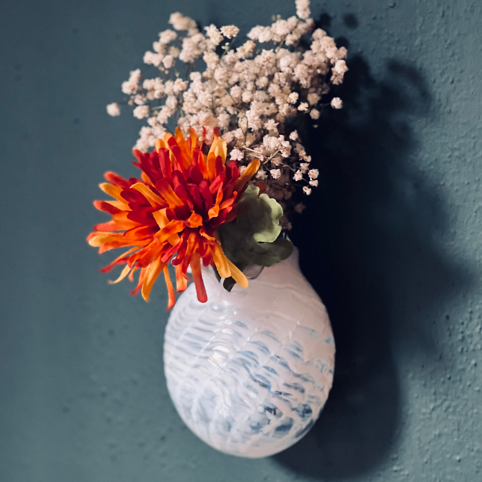 Thumbnail: Hanging Ripple Vase