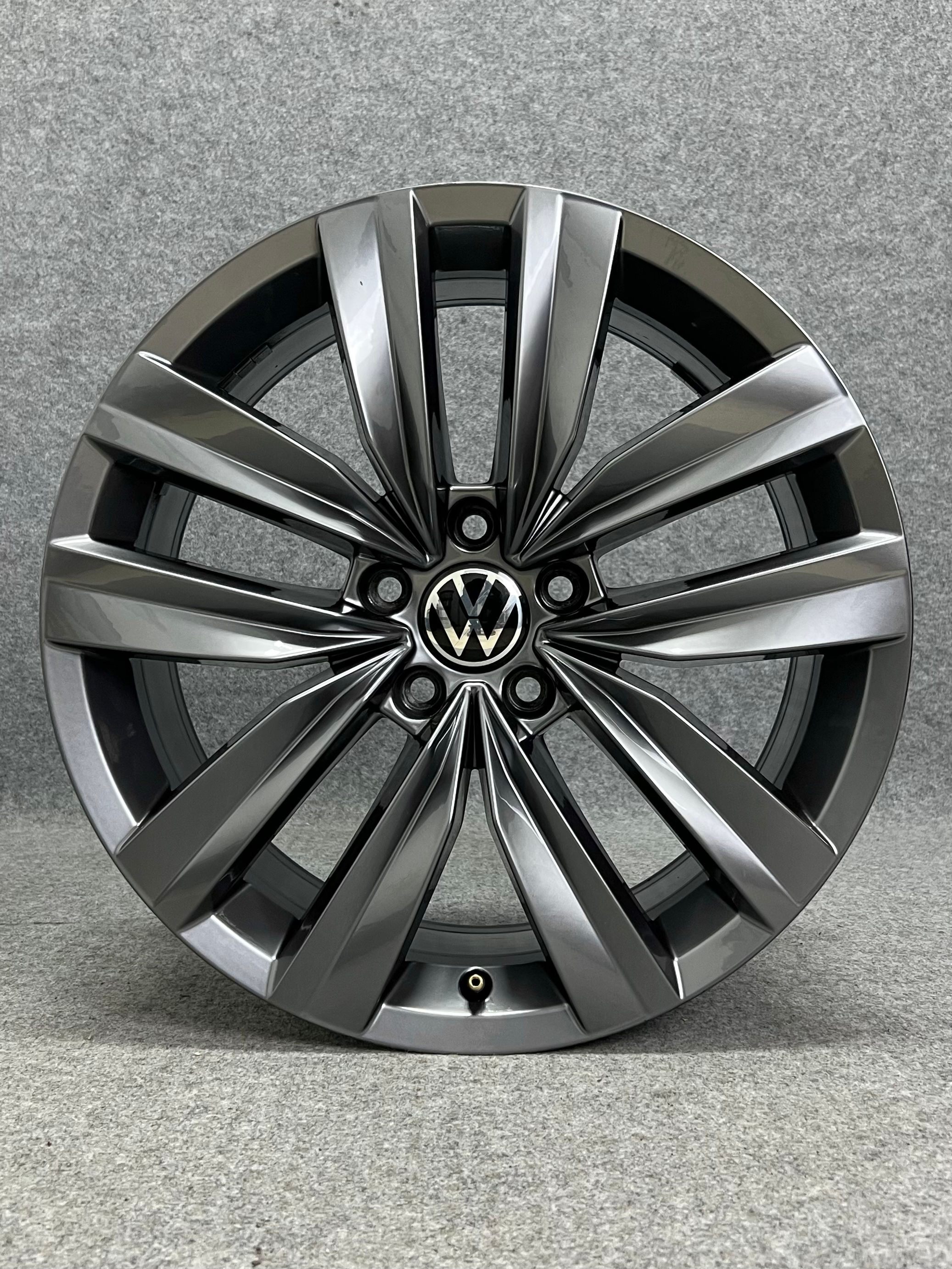 Volkswagen 18" 5x112
