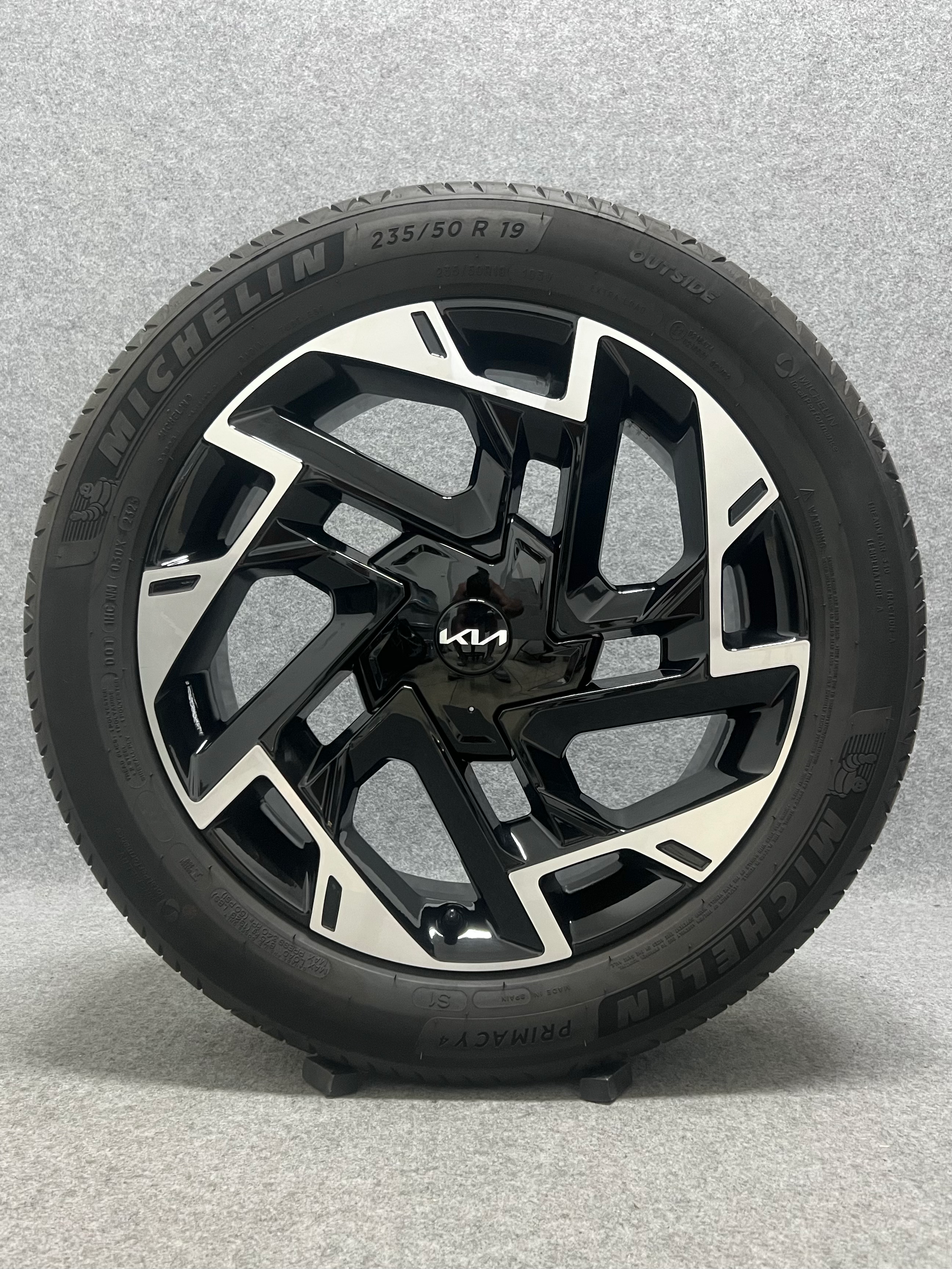 Kia 19" 5x114.3