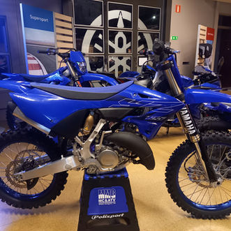 NYA!! YZ 125 FINNS I BUTIKEN FÖR OMGÅENDE LEVERANS