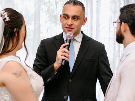 Por que alguns casamentos emocionam todos os convidados e outros parecem apenas um protocolo?