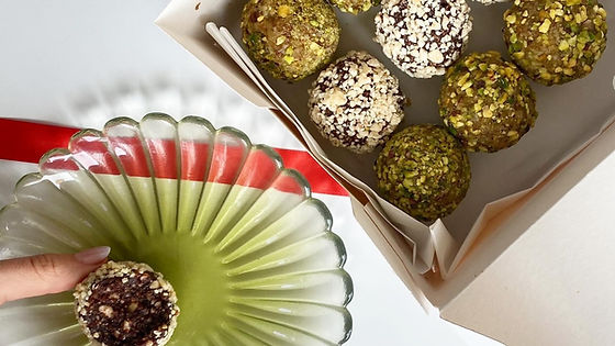 Energy Bites (Date & Hazelnut)